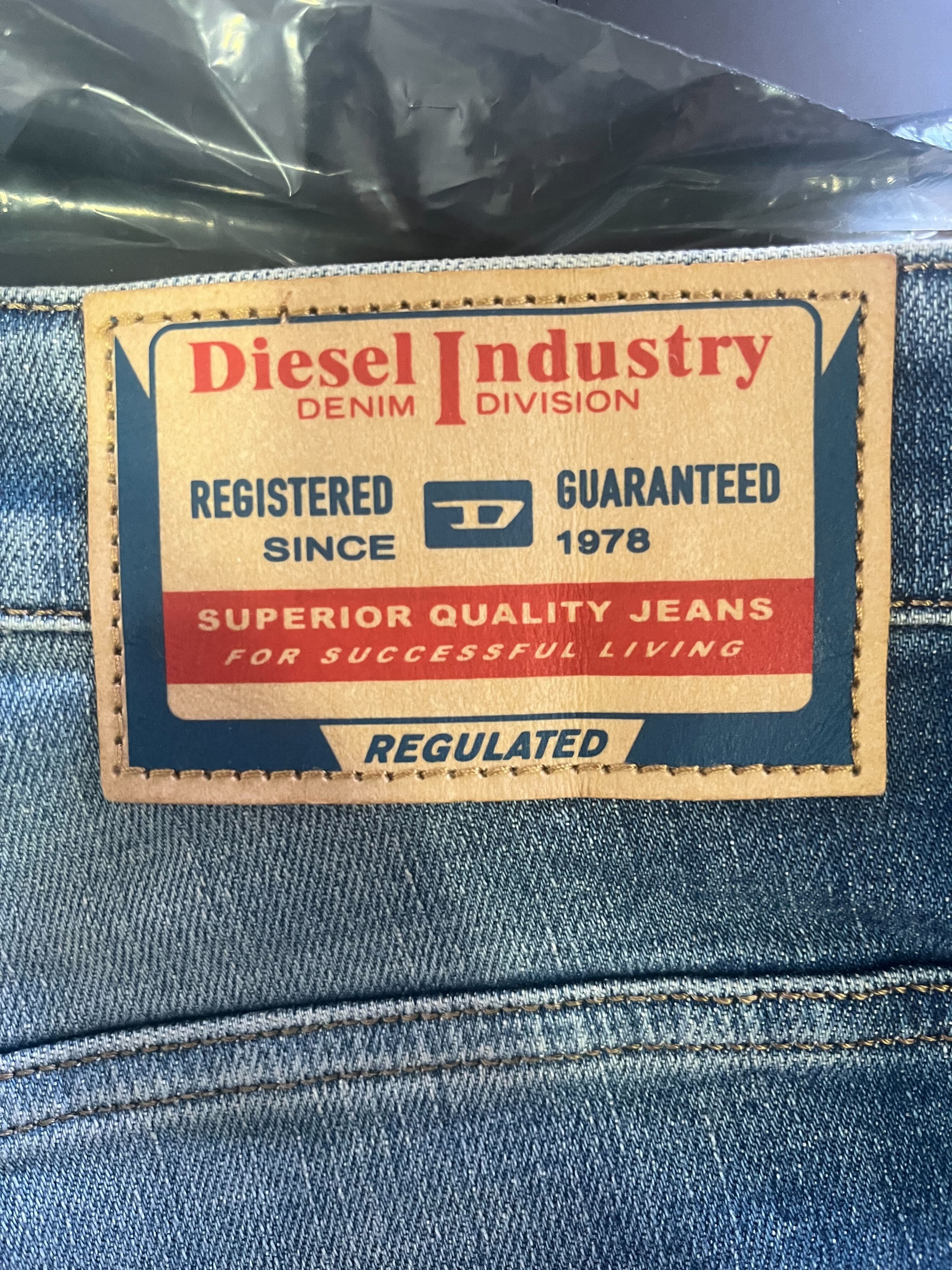Comment reconnaitre un vrai jean Diesel en un coup d'oeil ?